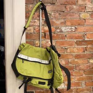 Patagonia messenger bag